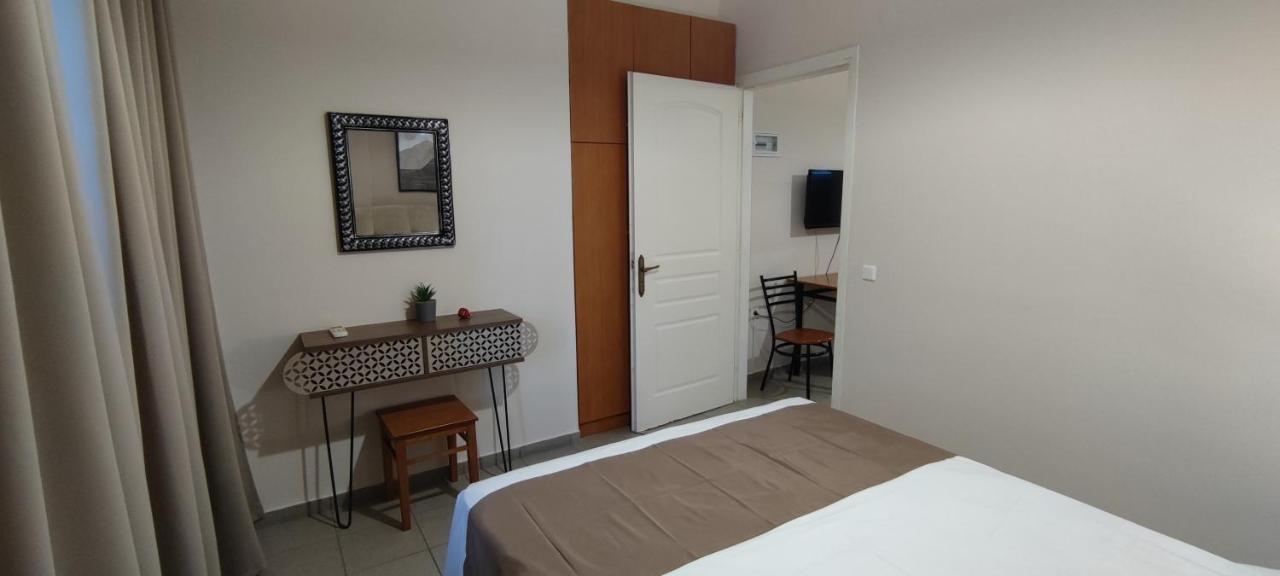 Alexandra'S Glifa Apartments Экстерьер фото